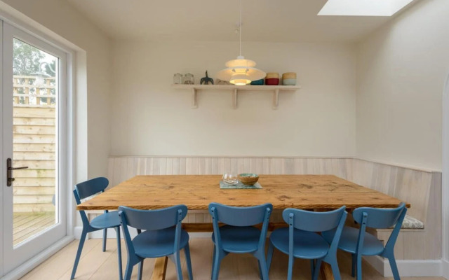 Marine House - 4 Bedrooms