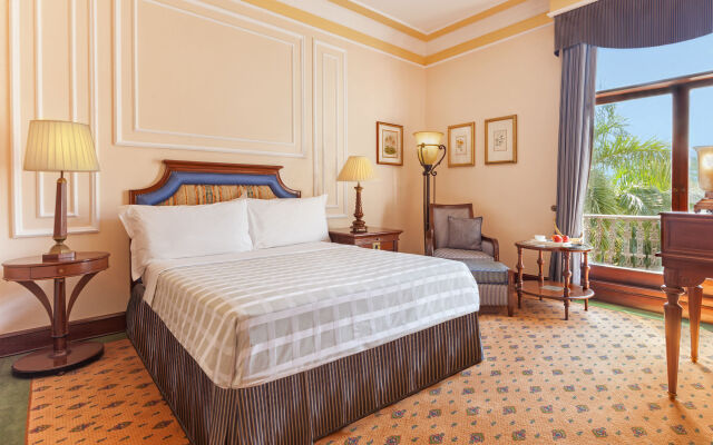 The Oberoi Grand Kolkata Hotel
