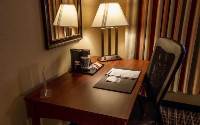 Clarion Inn & Suites Miami International Airport