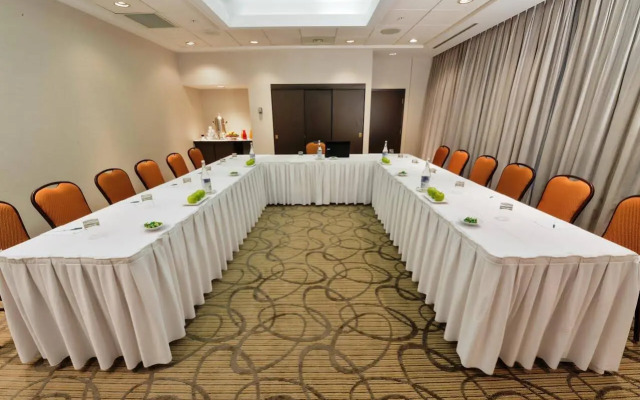 Holiday Inn Montréal Centre-Ville Downtown by IHG