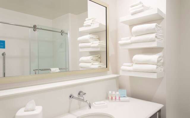 Hampton Inn & Suites Grand Rapids Downtown