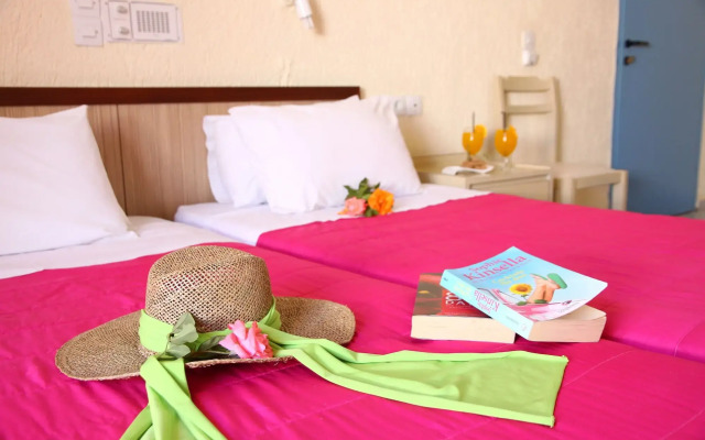 Triton Hotel