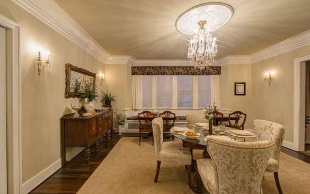 Knob Hill Bed & Breakfast