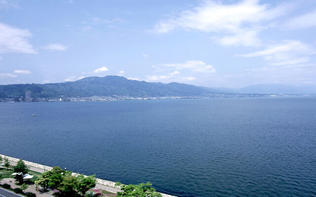 Lake Biwa Otsu Prince Hotel