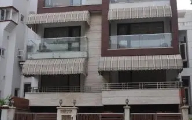 7 Suites
