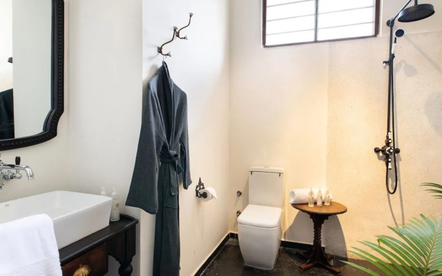 Upendo House Hotel