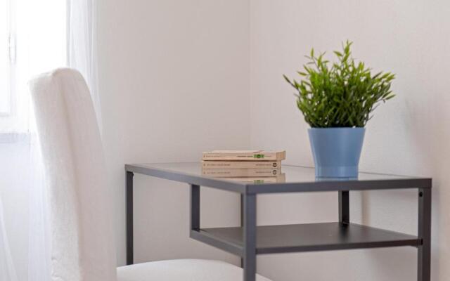 Art Living Apartment