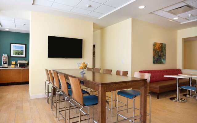 Days Inn & Suites by Wyndham Caldwell