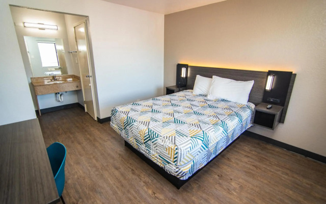Motel 6 Ft. Pierce, FL, Fort Pierce