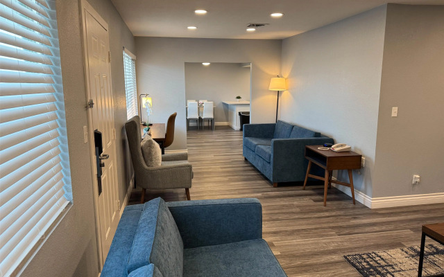 Studio 6 Suites Las Vegas, NV – Tropicana