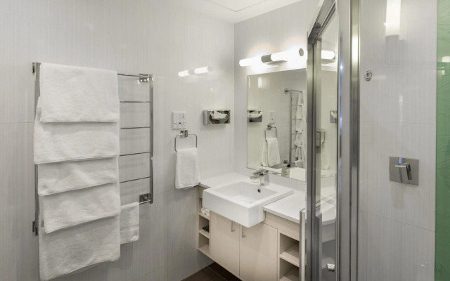 Hyde Park Inn Hotel