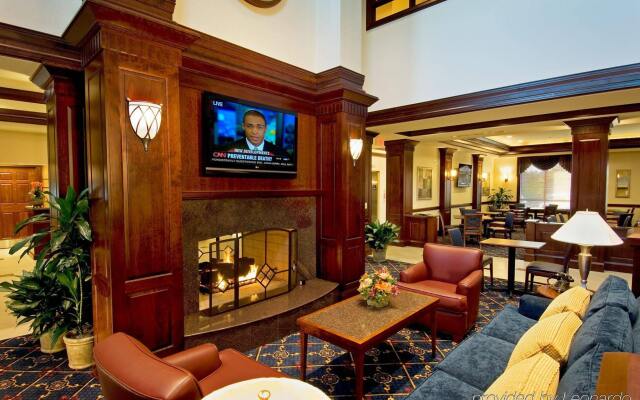 Hampton Inn & Suites Washington-Dulles International Airport