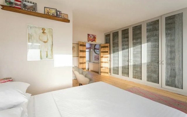 Barlby Road III by Onefinestay