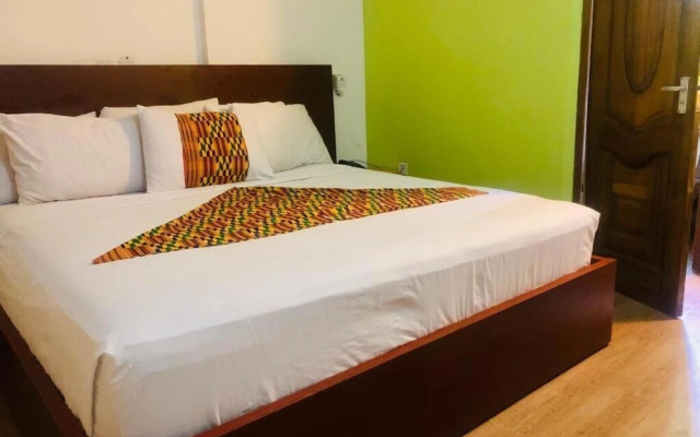 RK Italian Boy Hotel