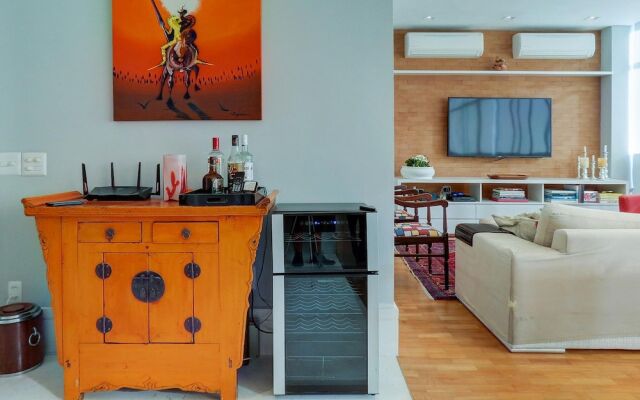 LinkHouse Majestic Mountain View