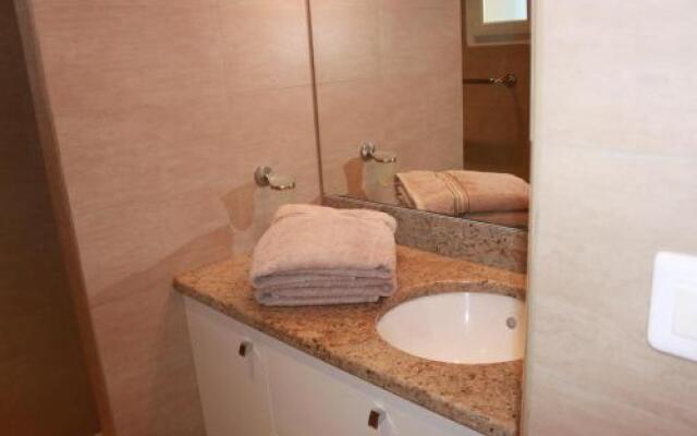 Les Pieds dans l'Eau