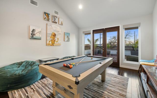 Hollys Parkside Haven- Guest House Included