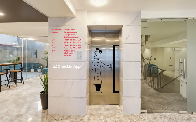 Super Townhouse Oak Udyog Vihar