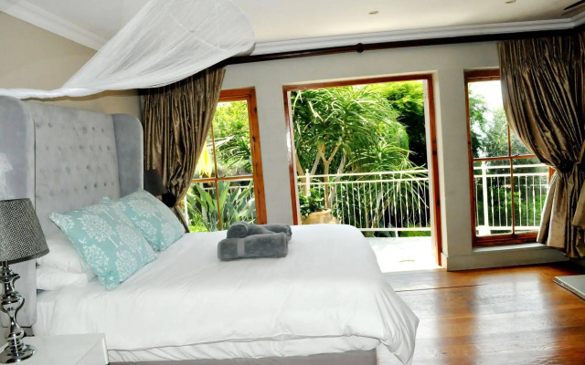 Fever Tree Manor