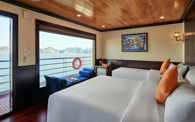 Lan Ha Legend Cruise