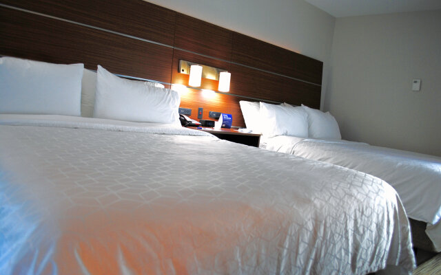 Holiday Inn Express & Suites Columbia City by IHG