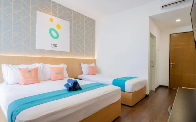 Sans Hotel Box Mansion Surabaya