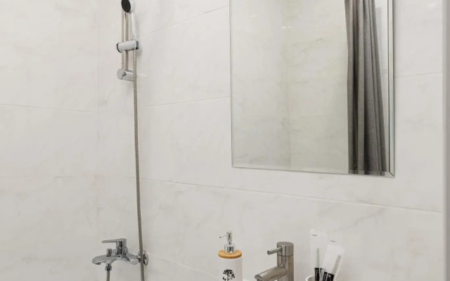 Апартаменты на улице Германа Титова 8