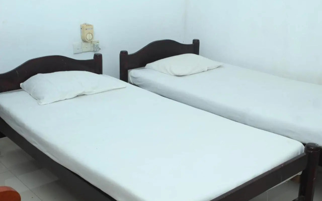 Thirasara Holiday Inn