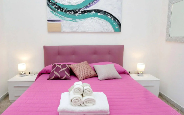 Aventino Piramide apartments - Historical area