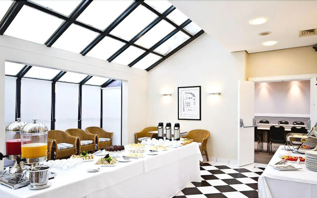 Royal Palm Residence