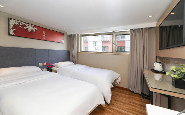 Super 8 by Wyndham Beijing Nan Yuan He Yi Di Tie Zhan
