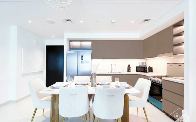 Exclusive Burj Crown 4b Balcony Burj Khalifa View