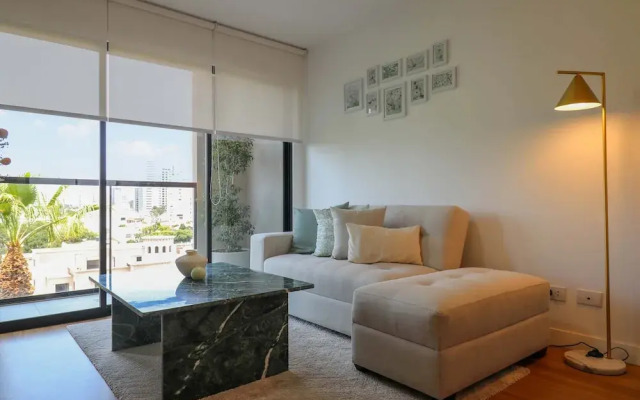 w Stunning 1BR w Great Deco in San Isidro
