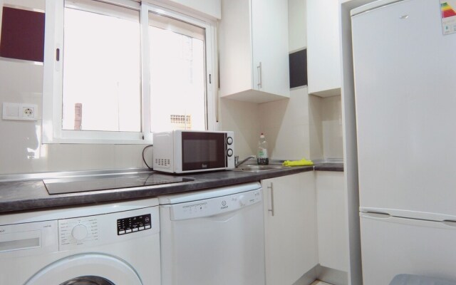 Apartamento de 2 Habitaciones en Puerta del Angel AZ2B