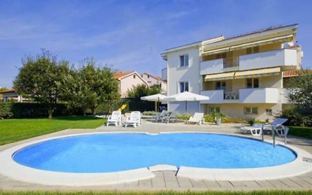 Alluring Apartment in Zaton near Sea