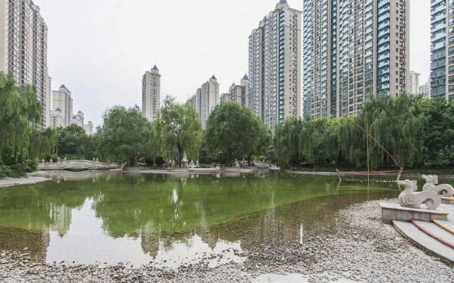 Luomanke Apartment (Shijiazhuang Hengda Yujing Peninsula Shop)
