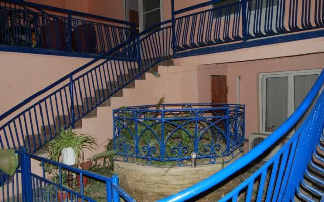 Nataly Guest House