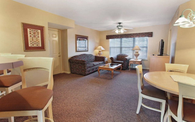 Surrey's Carriage Place Resort