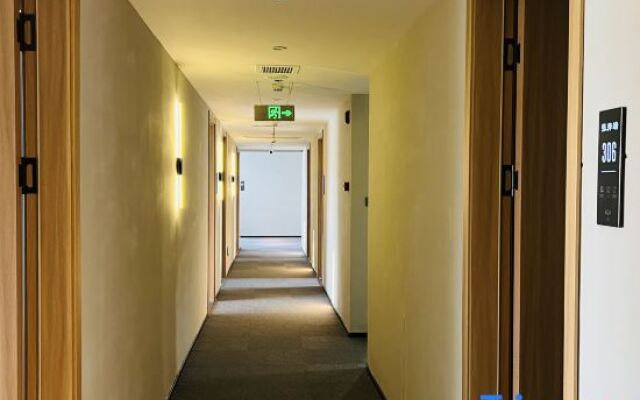 Kaifeng Wanxi Hotel (Qingming Shangheyuan Longting Branch)