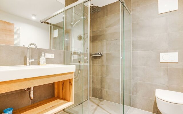 Luxurious Chalet With Sauna on Sunny Slopes in Mühlbach