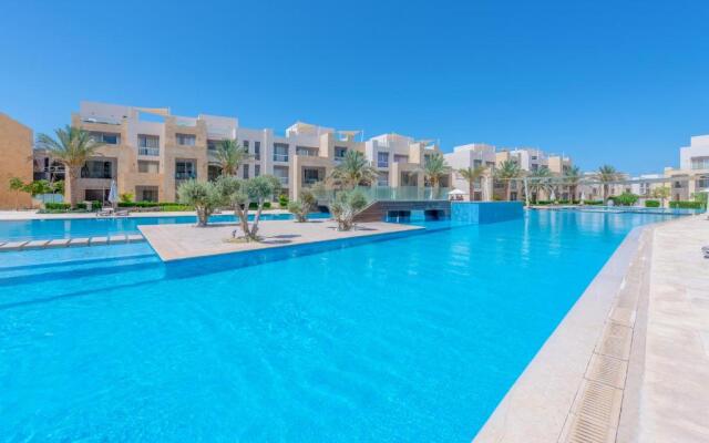 Elegant 2-Bedroom Apartment in Mangroovy, Pool & Beach