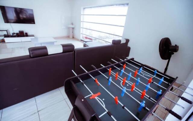 Stunning 2-bed Apartment in Lagos