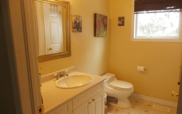 A Wymbolwood Beach House Bed & Breakfast
