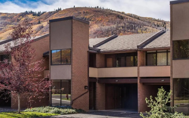 Park Avenue Condominiums | Park City Resort Lodging