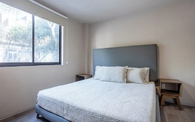 Relax & Recharge in Roma - Elevator - Sleeps 7