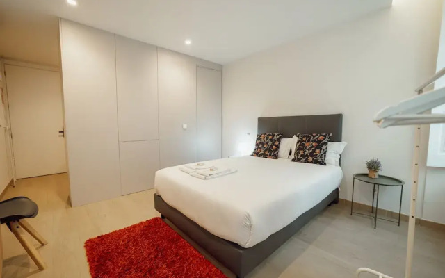 Carmo Residence Porto - S Helena by Vacationy