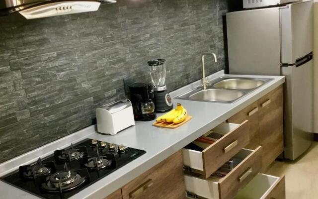 One Bedroom Condo Near Beach RG6