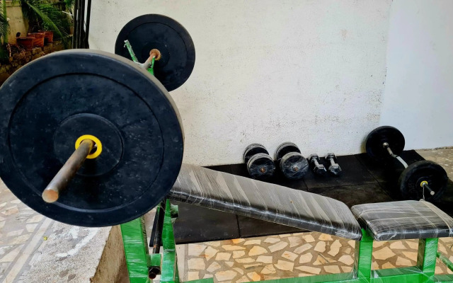 Lifespace- Spacious Hostel in a Luxurious Villa