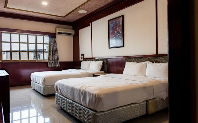 OYO 89735 The Dream Hotel