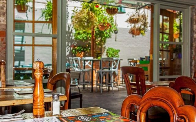 Commonwealth Hotel Newcastle